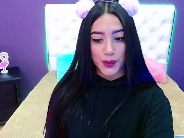 Live sex webcam photo for HanaKyoko #273357774