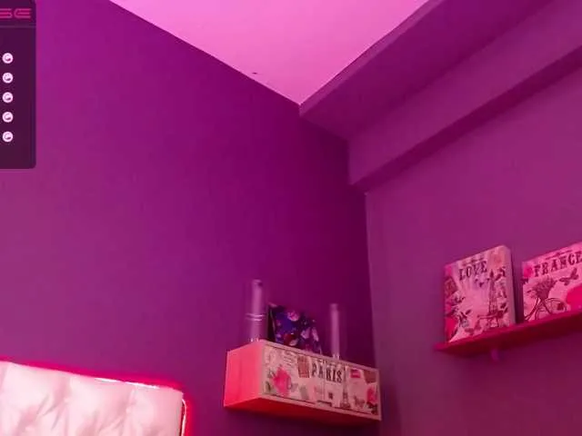 Live sex webcam photo for HanaKyoko #273583502