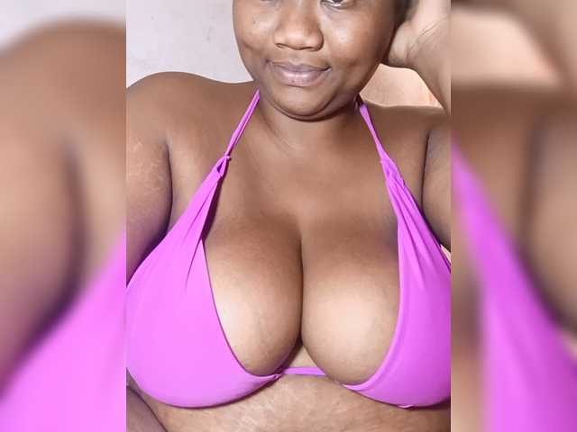 Live sex webcam photo for Hanaia1 #294099558