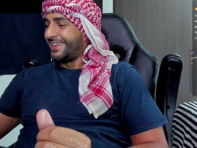 Live sex webcam photo for Handsoman11 #291038294