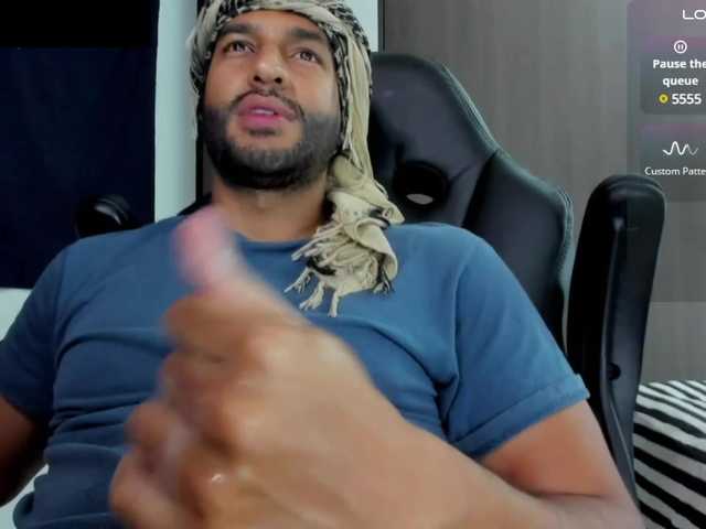 Live sex webcam photo for Handsoman11 #291053103