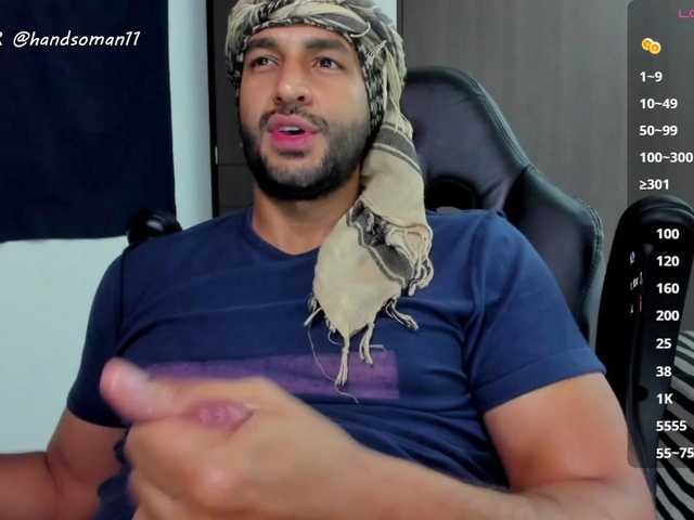 Live sex webcam photo for Handsoman11 #291057654