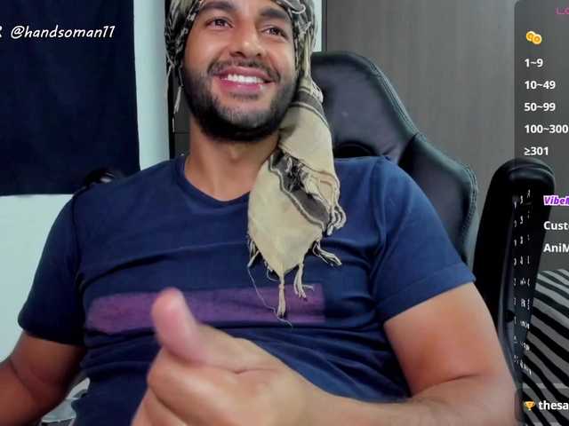 Live sex webcam photo for Handsoman11 #291058947