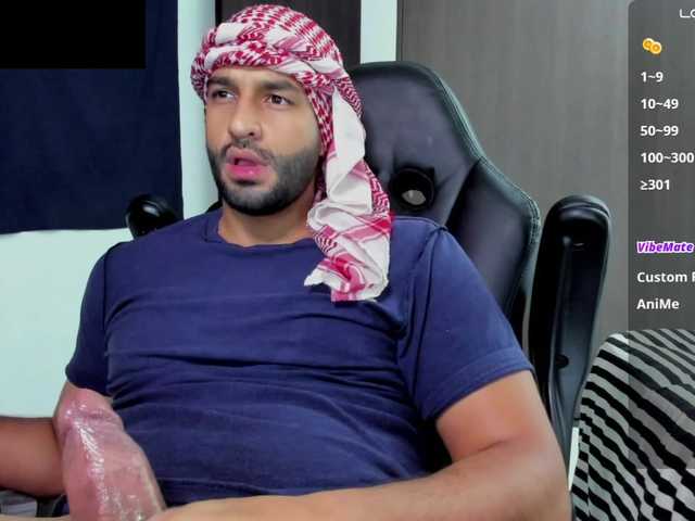 Live sex webcam photo for Handsoman11 #291226062