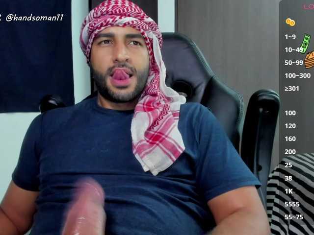 Live sex webcam photo for Handsoman11 #291376298