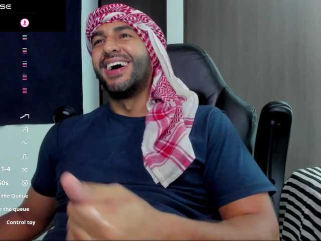 Live sex webcam photo for Handsoman11 #291782072