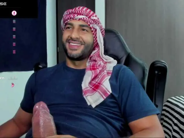 Live sex webcam photo for Handsoman11 #291787452