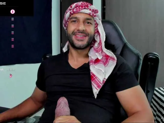 Live sex webcam photo for Handsoman11 #291795865