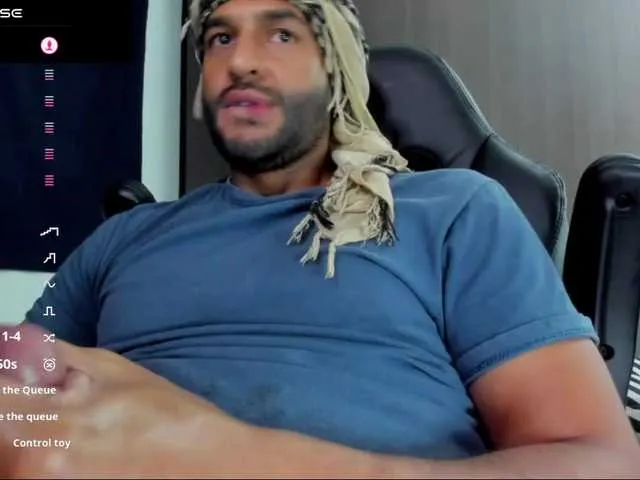 Live sex webcam photo for Handsoman11 #291822626