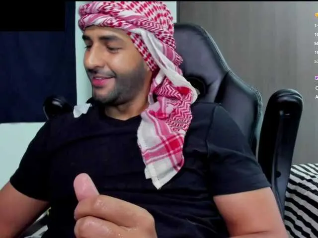 Live sex webcam photo for Handsoman11 #292372476