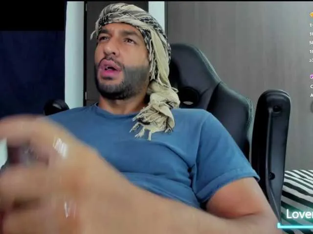 Live sex webcam photo for Handsoman11 #292386712