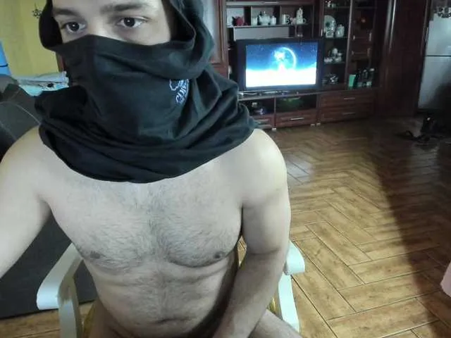 Live sex webcam photo for HandsomeHercules #290757210