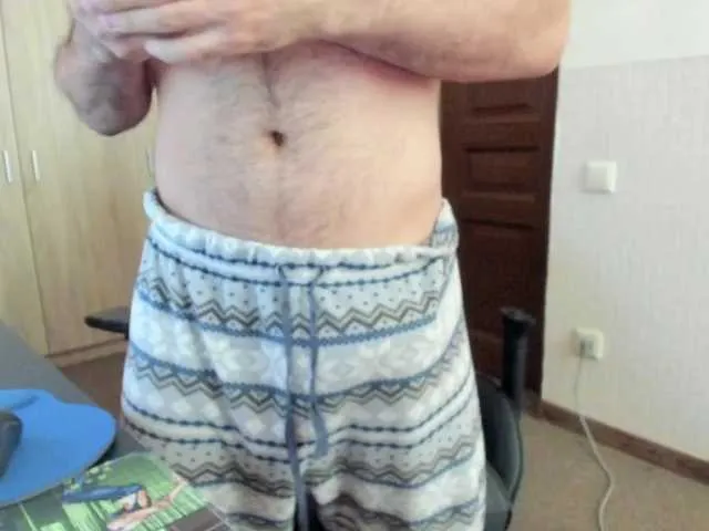 Live sex webcam photo for HandsomeHercules #291803395