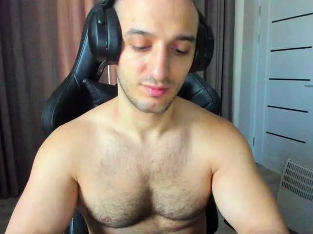 Live sex webcam photo for HandsomeHercules #292206969