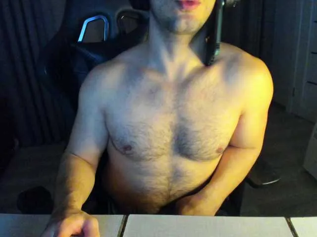 Live sex webcam photo for HandsomeHercules #292210427
