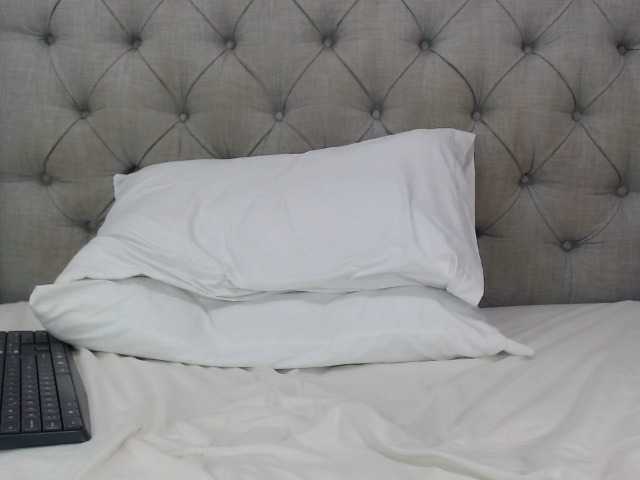 Live sex webcam photo for Handsomen-69 #276229870