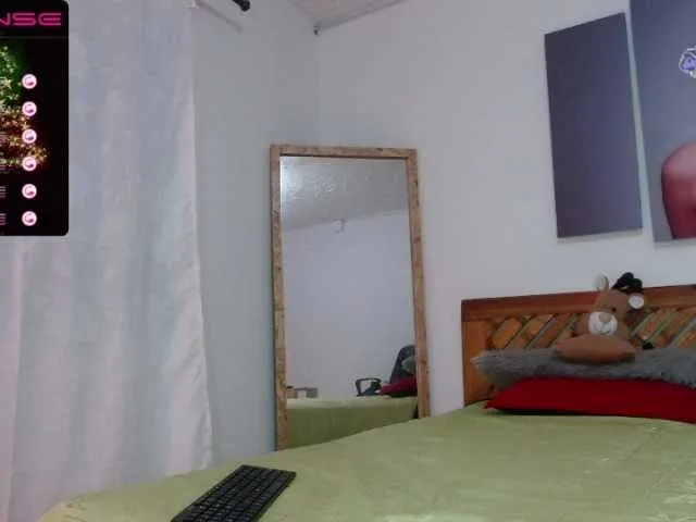 Live sex webcam photo for Hanna--09 #271755793