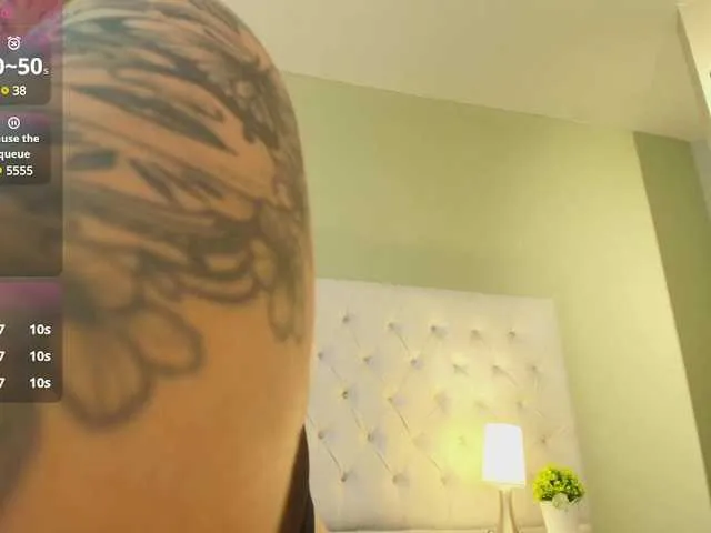 Live sex webcam photo for Hanna-Greeyy #291372124