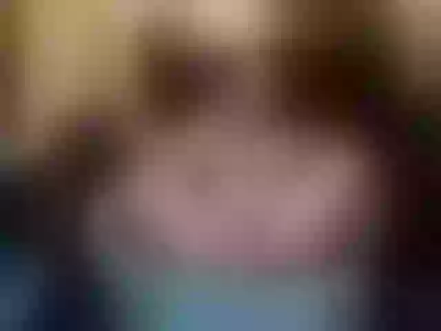 Live sex webcam photo for Hanna-Luna #271859216