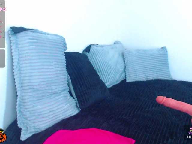 Live sex webcam photo for HannaAGT #292103429