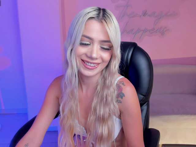 Live sex webcam photo for HannaConnor #278144107