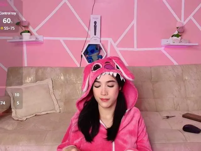 Live sex webcam photo for HannaLee #290693304