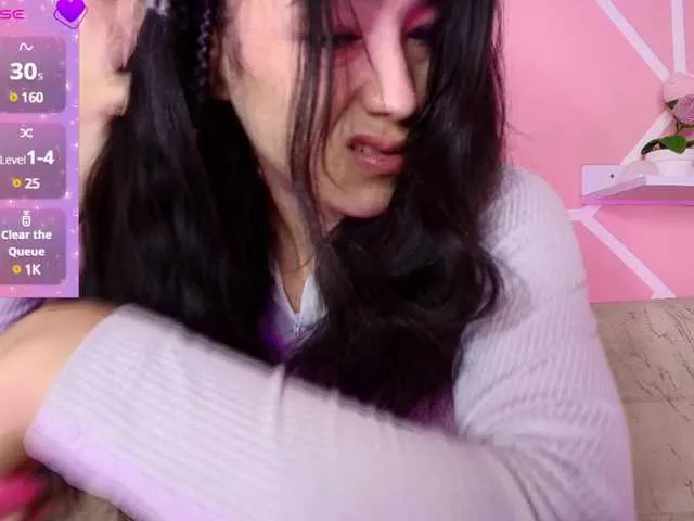 Live sex webcam photo for HannaLee #290771961