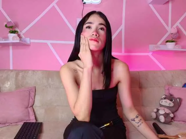 Live sex webcam photo for HannaLee #291582560