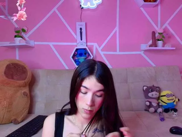 Live sex webcam photo for HannaLee #292240279