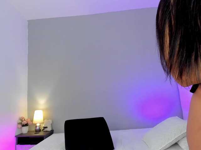 Live sex webcam photo for HannaMartinezz #290134457