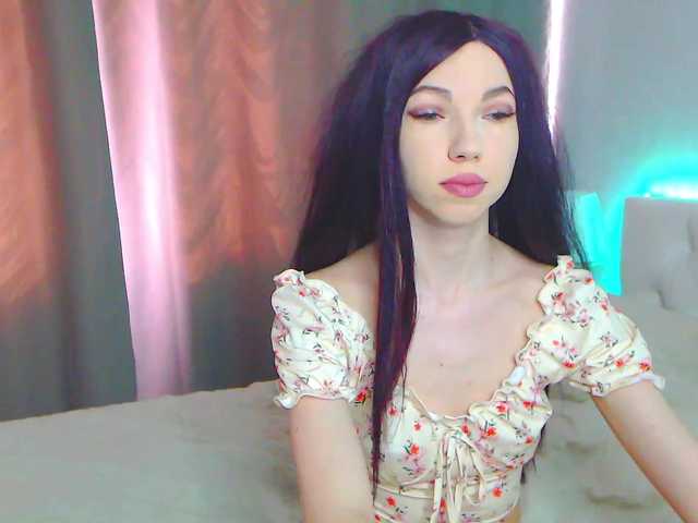 Live sex webcam photo for HannaMo #273738322