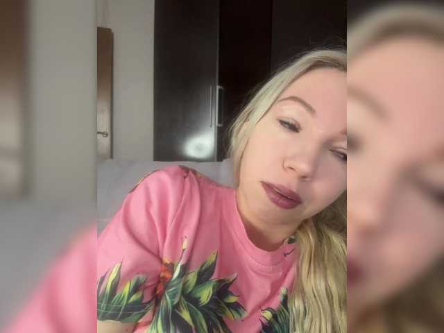 Live sex webcam photo for HannaMo #290526244