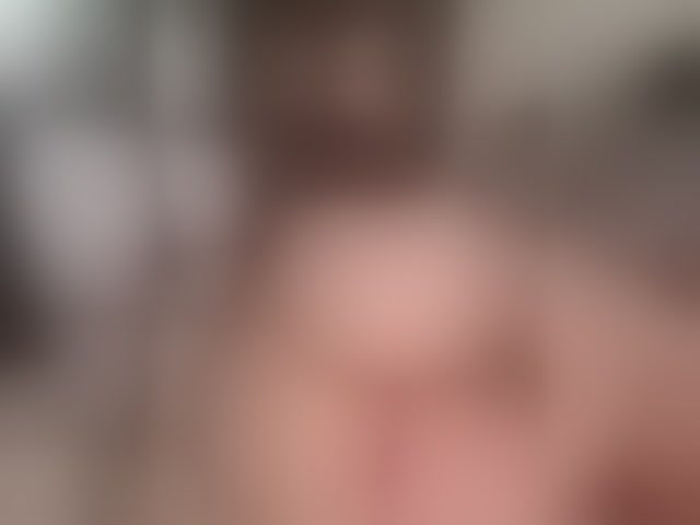 Live sex webcam photo for HannaMo #293997810