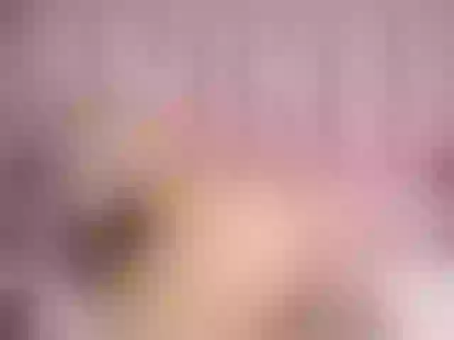 Live sex webcam photo for HannaParcker #279917245