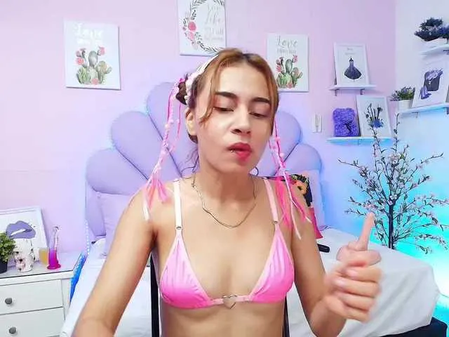 Live sex webcam photo for HannaPretthy #291861308
