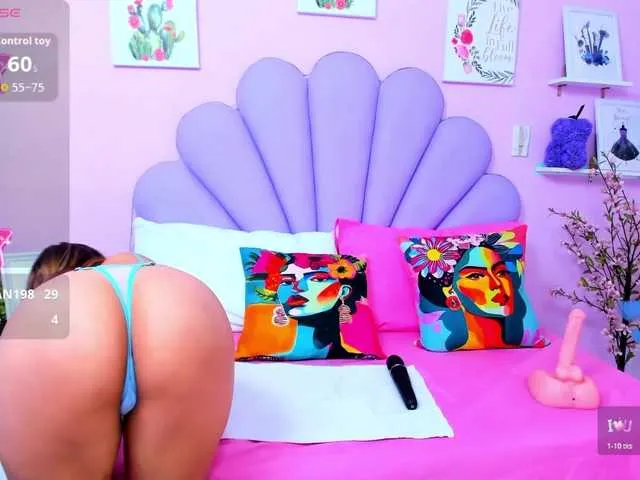 Live sex webcam photo for HannaPretthy #293108127