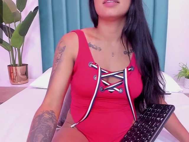 Live sex webcam photo for HannaReid #276664871