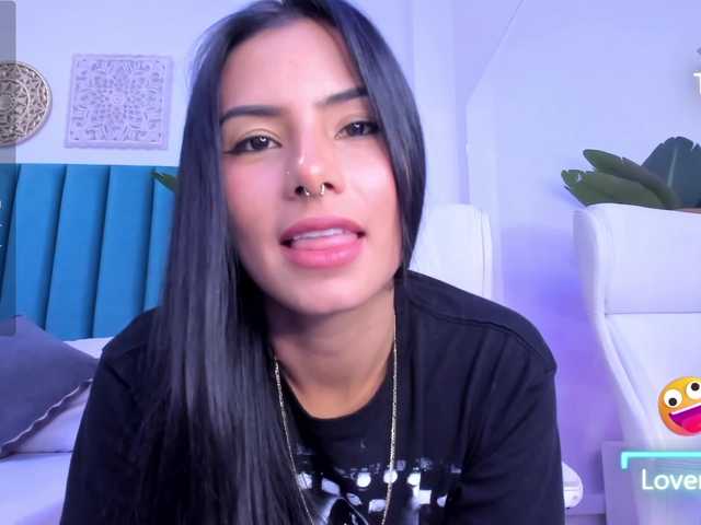 Live sex webcam photo for HannaReid #277067685