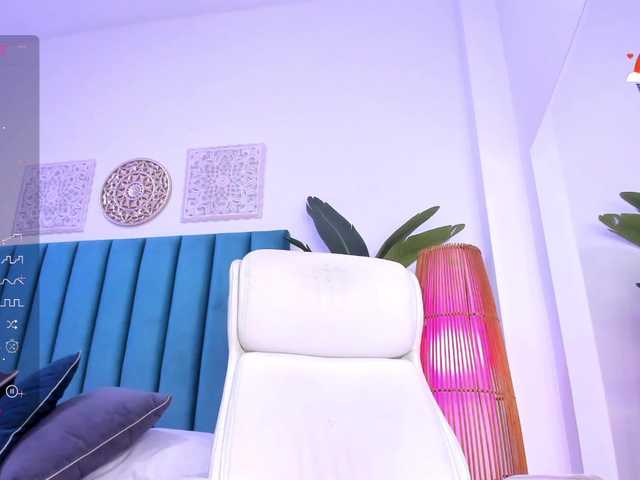 Live sex webcam photo for HannaReid #277322602