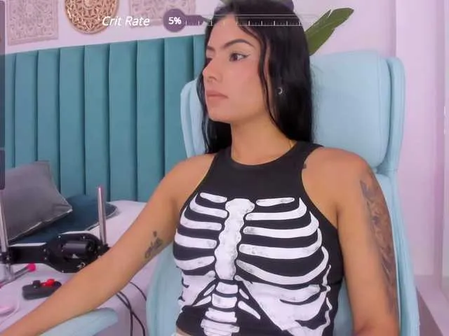 Live sex webcam photo for HannaReid #278112227