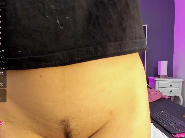 Live sex webcam photo for HannaRomero #274110594