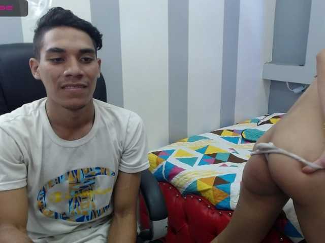 Live sex webcam photo for HannaSnaw #272722462