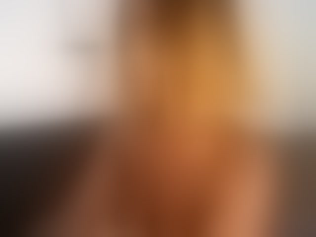 Live sex webcam photo for HannahCox19 #293104322