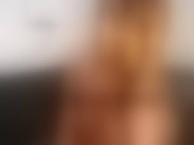 Live sex webcam photo for HannahCox19 #293231807