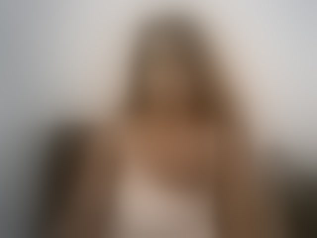 Live sex webcam photo for HannahCox19 #293960613