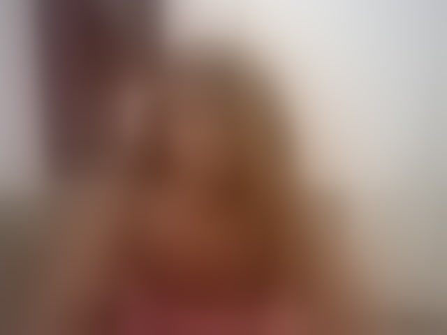 Live sex webcam photo for HannahCox19 #293994531
