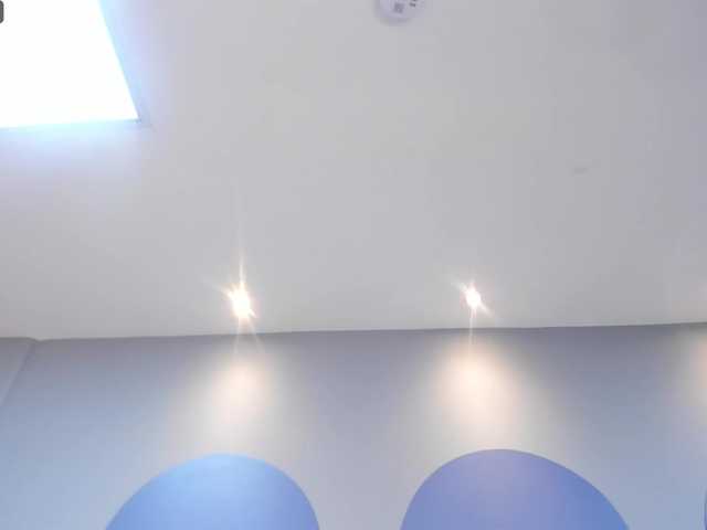 Live sex webcam photo for HannahDavis #275615215