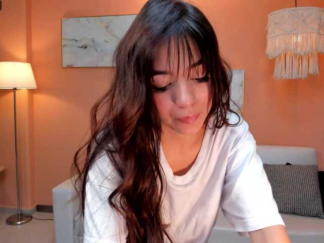 Live sex webcam photo for HannahDavis #276213416