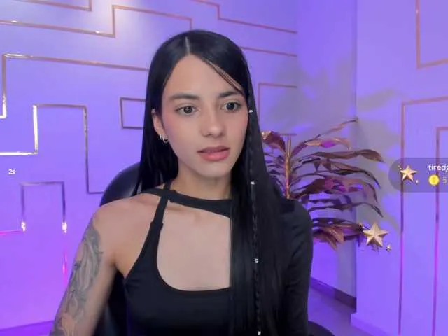 Live sex webcam photo for HannahJames #291839871