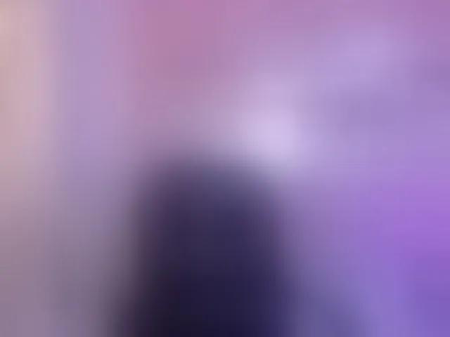 Live sex webcam photo for HannahJames #292688018
